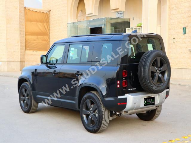 2023 لاند روفر ديفيندر اس اي