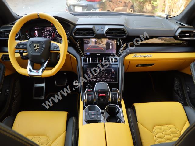 2022 لمبرجيني اوروس