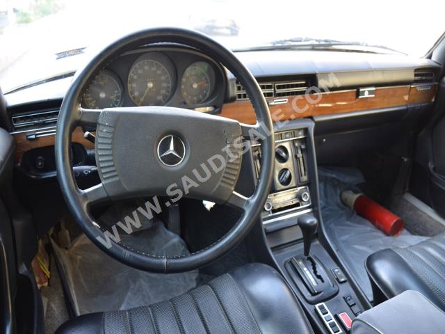 1977 مرسيدس - بنز إس 280