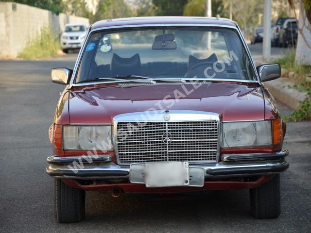 1977 مرسيدس - بنز إس 280