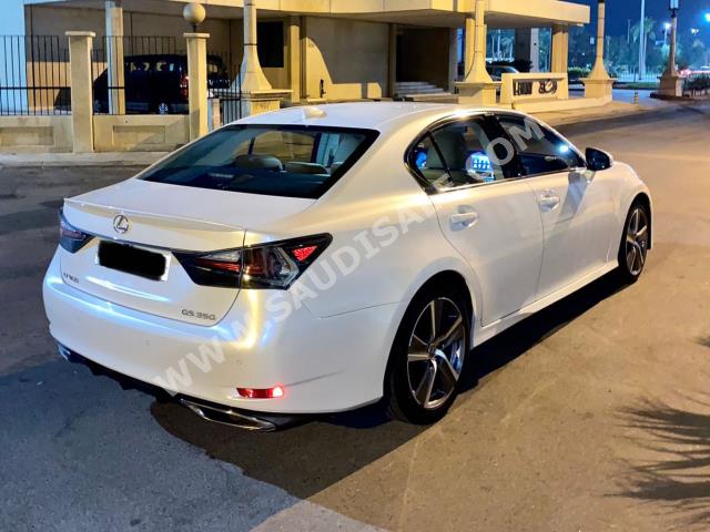 2016 Lexus GS 350