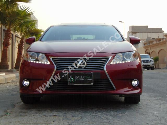 2014 Lexus ES 250