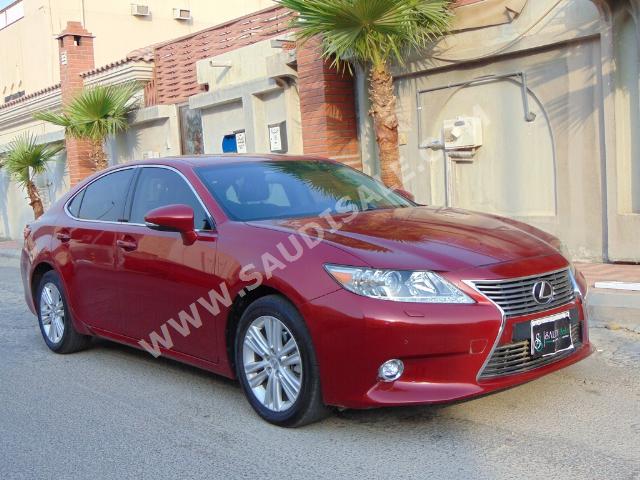 2014 Lexus ES 250