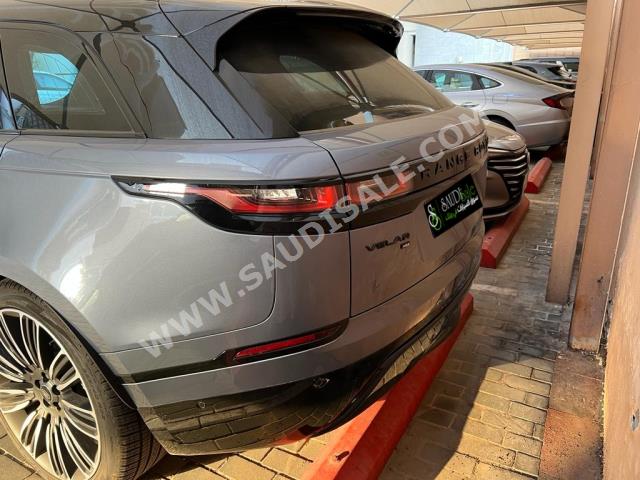 2021 لاند روفر رينج روفر فيلار اتش اس اي