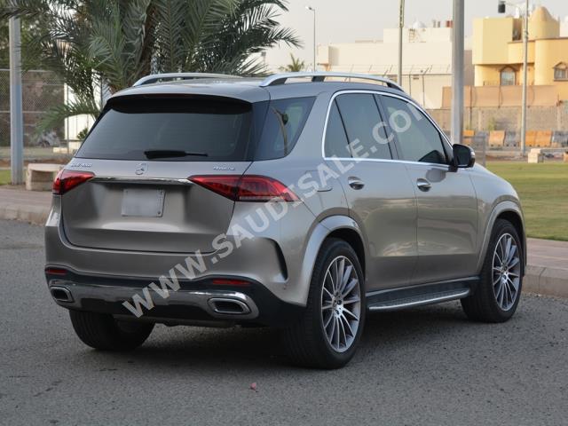 2019 مرسيدس - بنز جي إل إي 450 أي إم جي