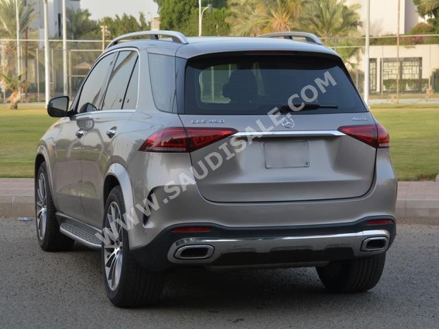 2019 مرسيدس - بنز جي إل إي 450 أي إم جي