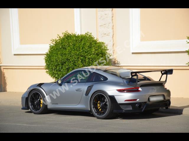 2018 بورش 911 جي تي 2 ار اس