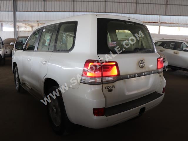 2019 Toyota Land Cruiser GXR