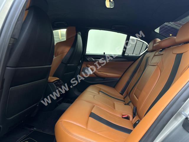 2018 بي ام دبليو الفئة ام إم 5