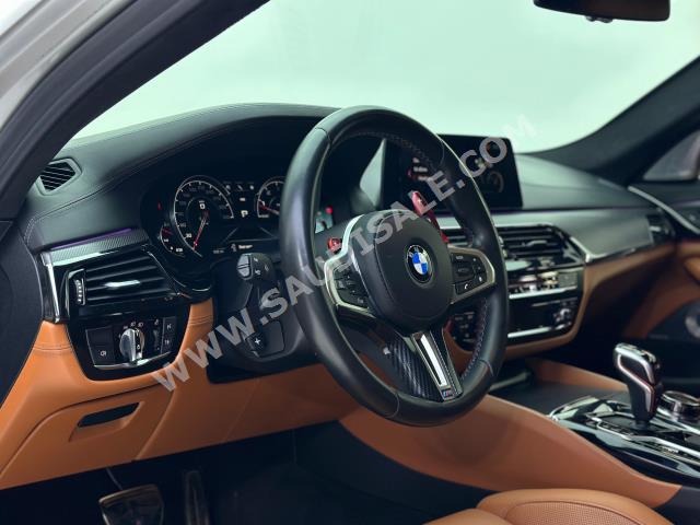 2018 بي ام دبليو الفئة ام إم 5