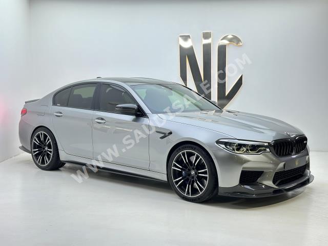 2018 بي ام دبليو الفئة ام إم 5