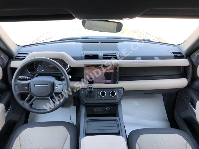 2023 لاند روفر ديفيندر