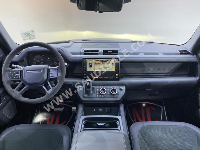 2023 Land Rover Defender