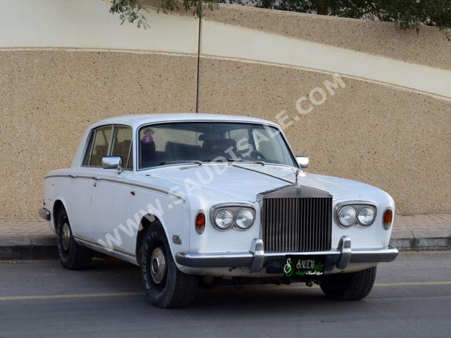 1975 رولز رويس كورنيش