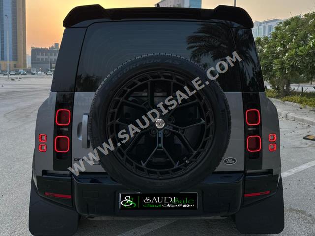 2020 لاند روفر ديفيندر اتش اس اي