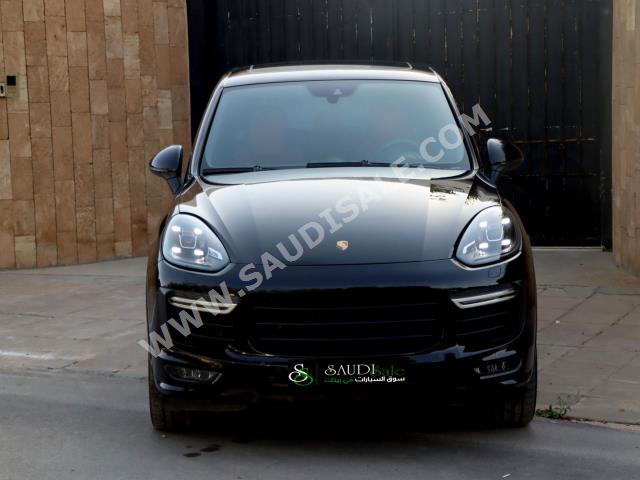 2016 بورش كايين جي تي اس