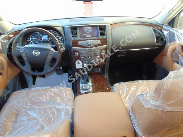 2014 نيسان باترول بلاتينيوم