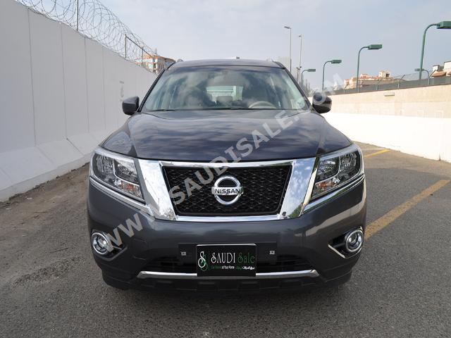 2014 نيسان باثفايندر