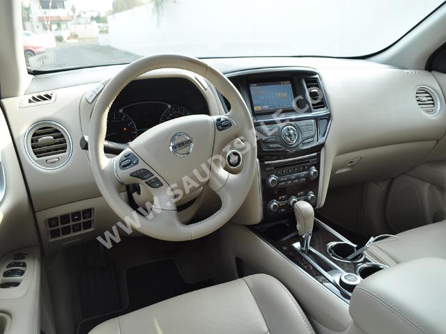 2014 نيسان باثفايندر