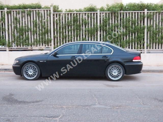 2004 بي ام دبليو الفئة السابعة 735 إل أي