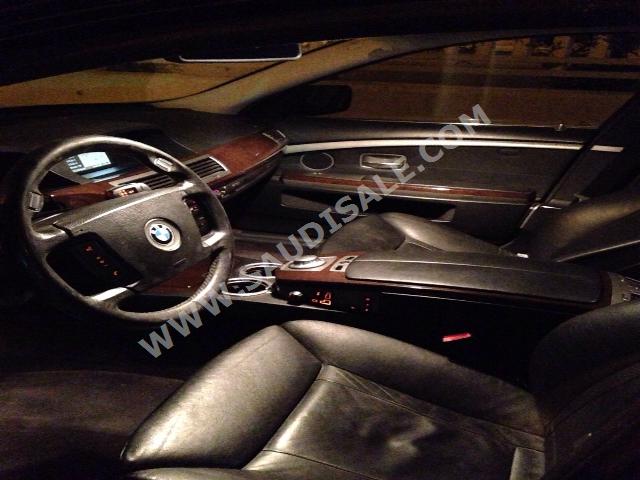 2004 بي ام دبليو الفئة السابعة 735 إل أي