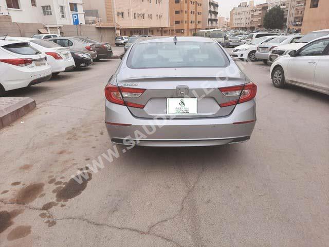 2021 هوندا اكورد