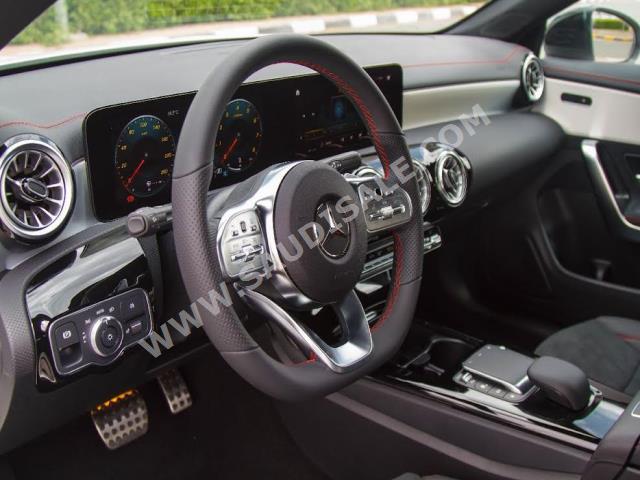 2023 مرسيدس - بنز سي إل أي 200 أي إم جي