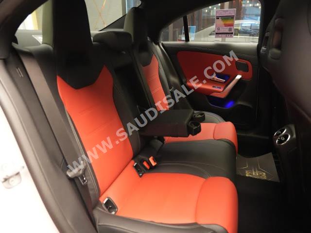 2023 مرسيدس - بنز أي 200