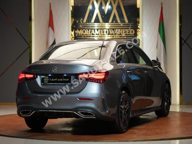 2023 مرسيدس - بنز أي 200