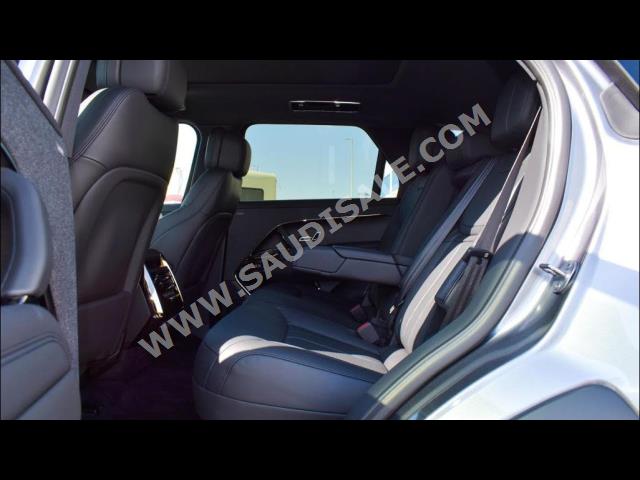 2023 لاند روفر رينج روفر سبورت اتش اس اي