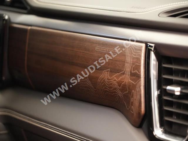 2022 جي ام سي سييرا دينالي