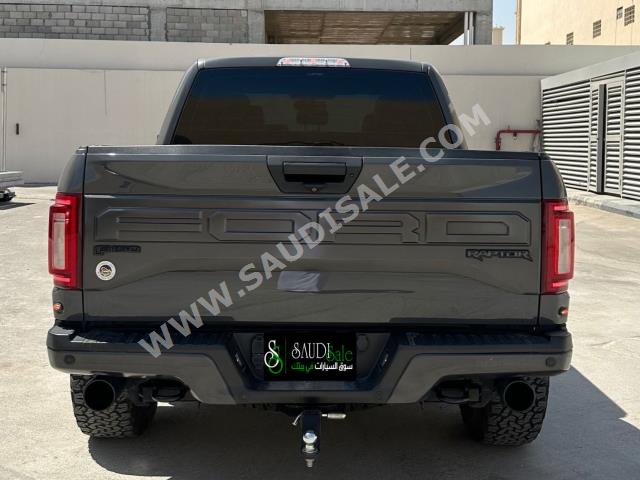 2018 فورد اف 150 رابتور