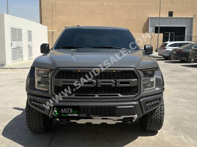 2018 فورد اف 150 رابتور