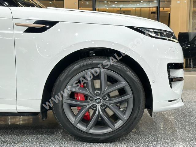 2023 لاند روفر رينج روفر سبورت اتش اس اي