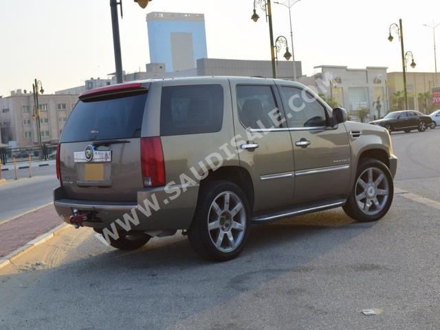 2009 كاديلاك اسكاليد
