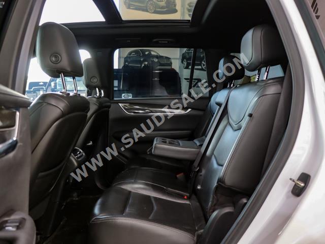 2020 كاديلاك اكس تي 6