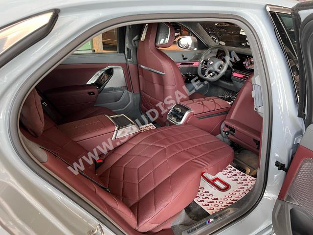 2023 بي ام دبليو الفئة السابعة 760أي