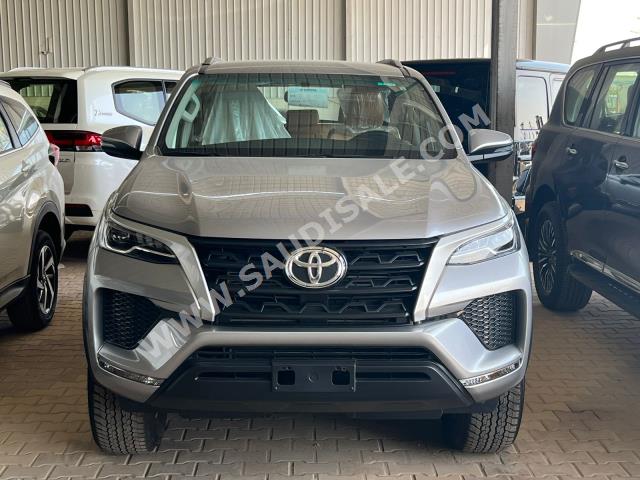 2023 Toyota Fortuner