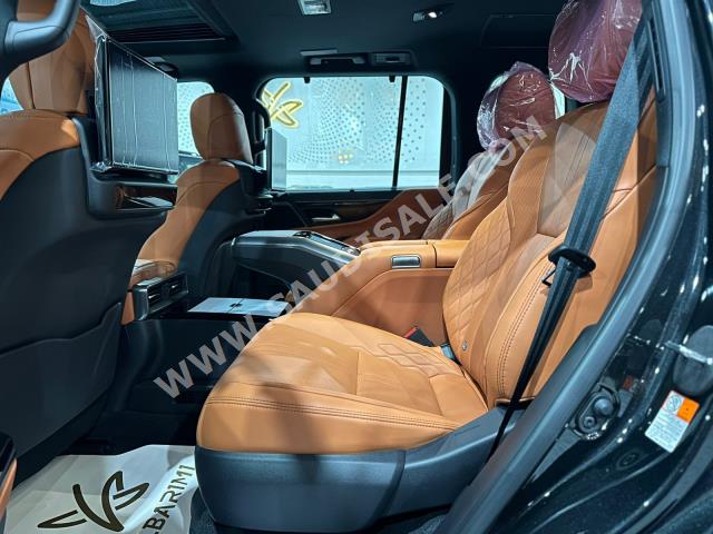 2023 لكزس إل إكس 600 في أي بي