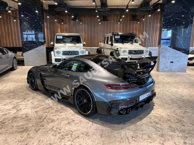 2021 مرسيدس - بنز جي تي بلاك سيريس