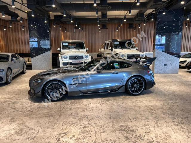 2021 مرسيدس - بنز جي تي بلاك سيريس