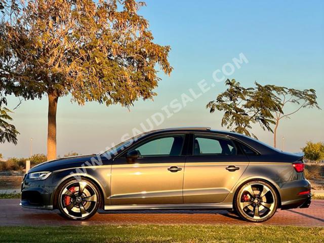 2018 اودي ار اس 3