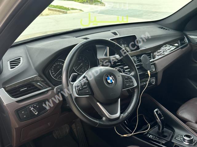 2018 بي ام دبليو الفئة اكس 1