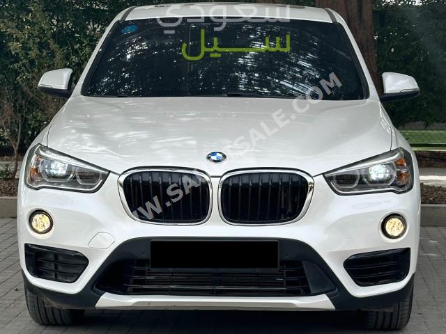 2018 بي ام دبليو الفئة اكس 1