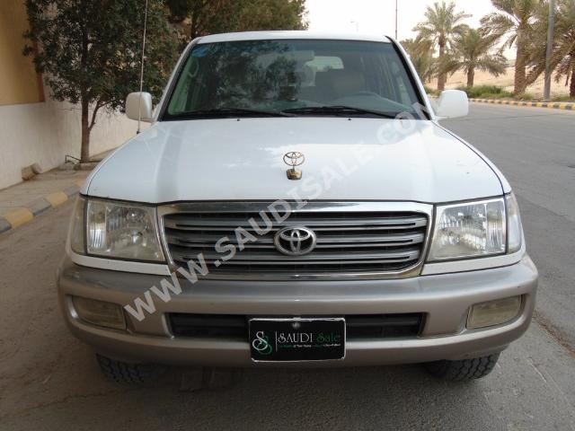 2003 تويوتا لاند كروزر جي اكس ار