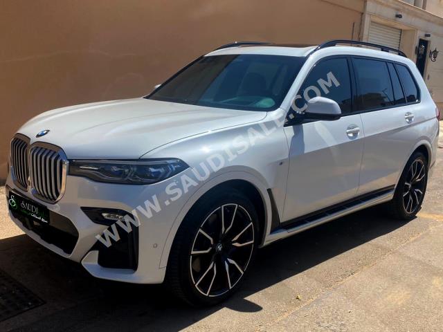 2020 بي ام دبليو الفئة اكس 7