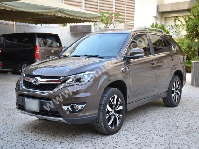 2018 بي واي دي اس 7