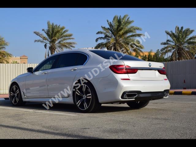 2019 بي ام دبليو الفئة السابعة 740 إل أي