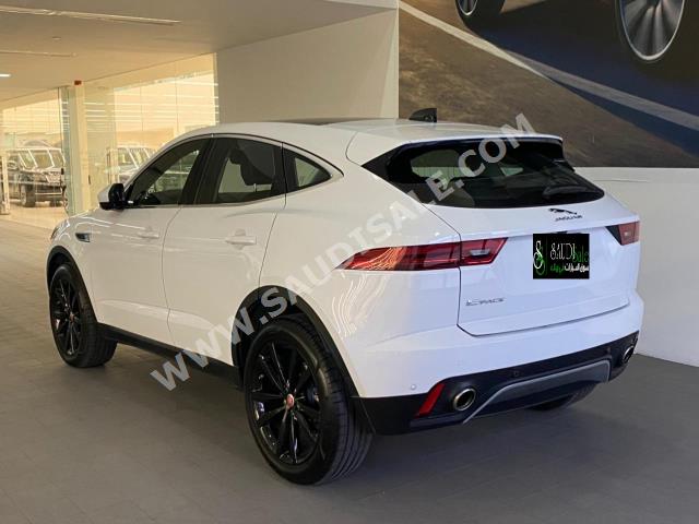 2021 جاكوار اي-بيس