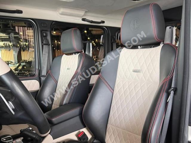 2015 مرسيدس - بنز جي 63 أي إم جي 6×6